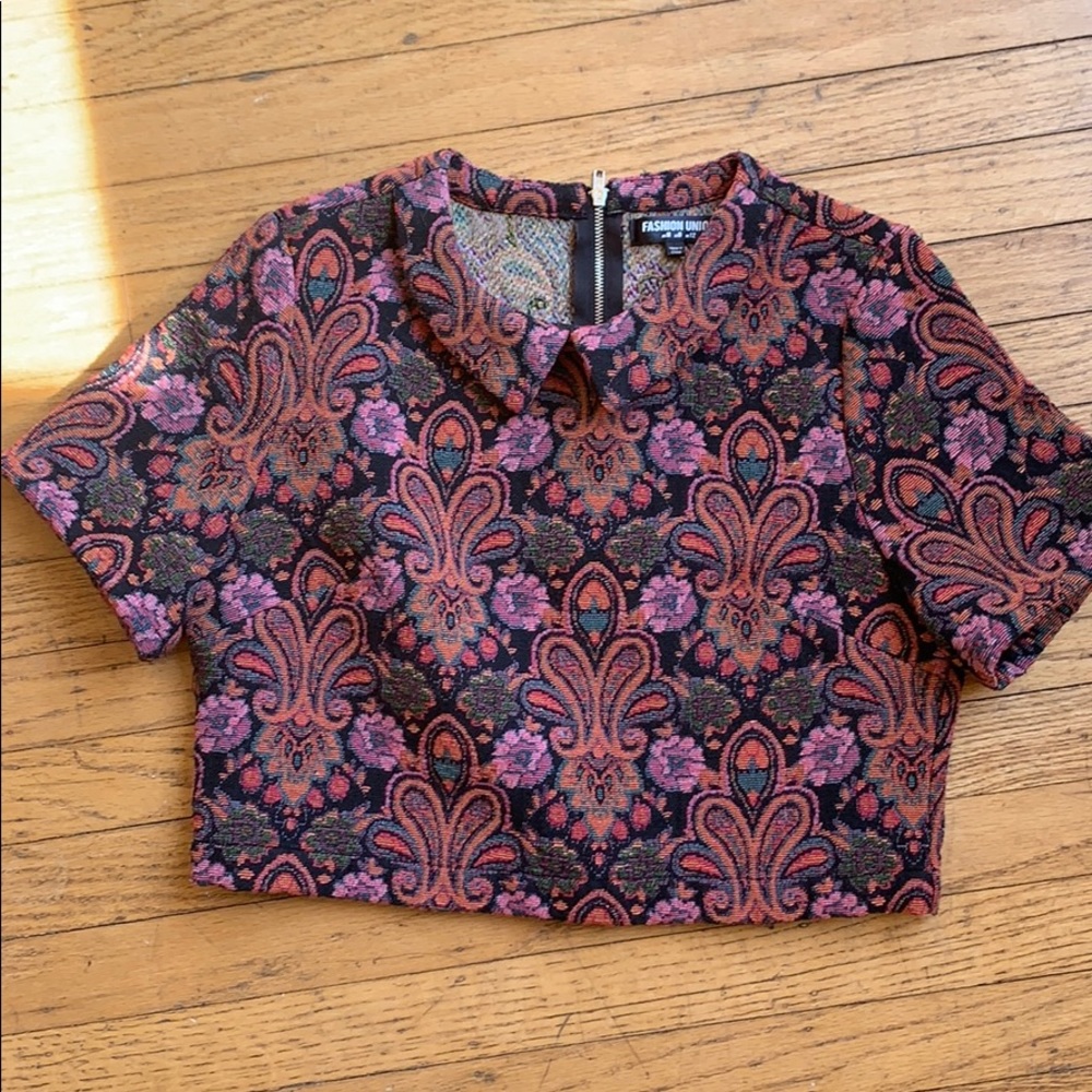 Cropped paisley brocade collared shirt